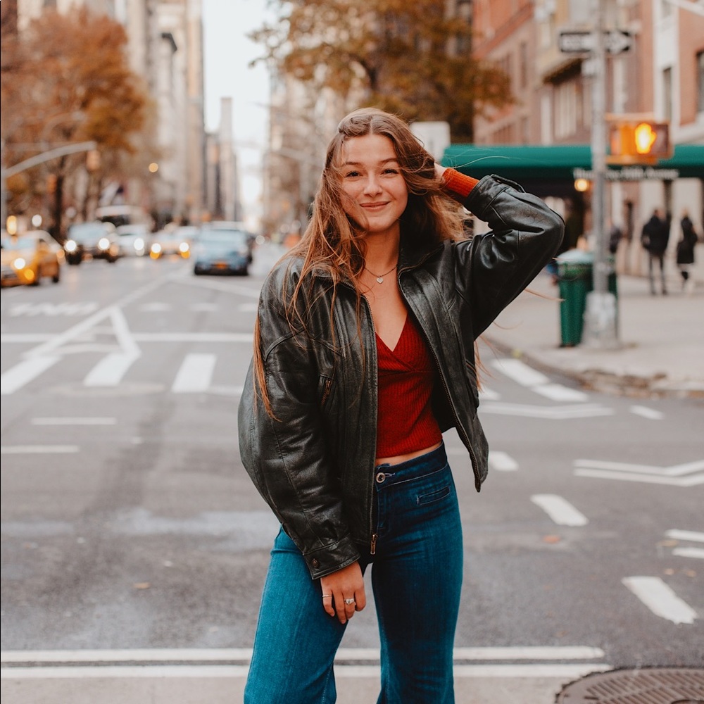 Meet your Posher, Lucy